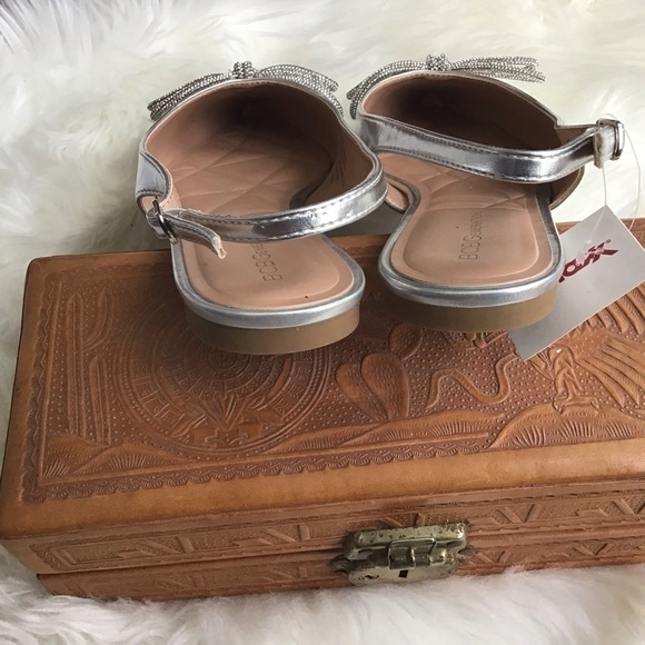 BCBGeneration Kristin Flat Slingback -Sliver Sz 8.5 NWT - Picture 5 of 8